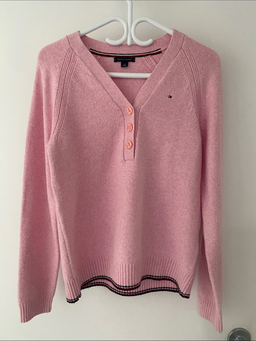 Tommy Hilfiger Light Pink V-Neck Henley Button Pullover Sweater Size Small